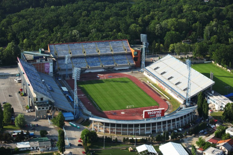 Estádio Maksimir, na capital croata, tem capacidade total para 35 mil pessoas