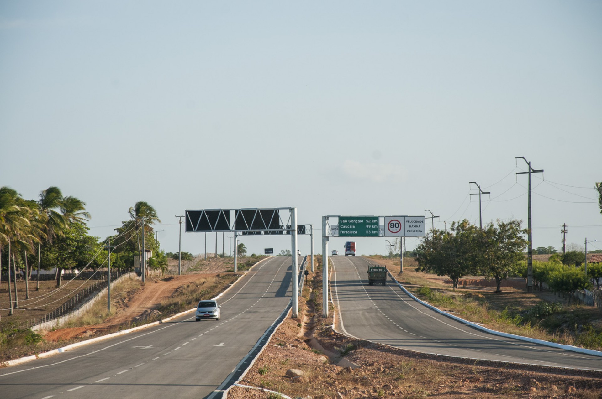 ￼A RODOVIA CE-085 é uma das consideradas regulares pela CNT (Foto: DIVULGAÇÃO GOVERNO DO CEARÁ)