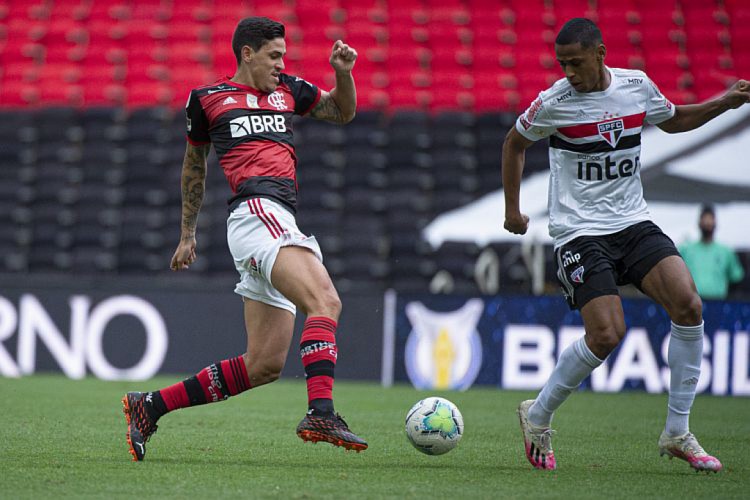 São Paulo superou o Flamengo no Rio de Janeiro