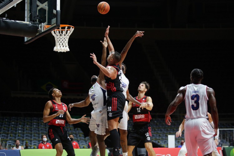 Flamengo bateu o Fortaleza BC por 82 a 69
