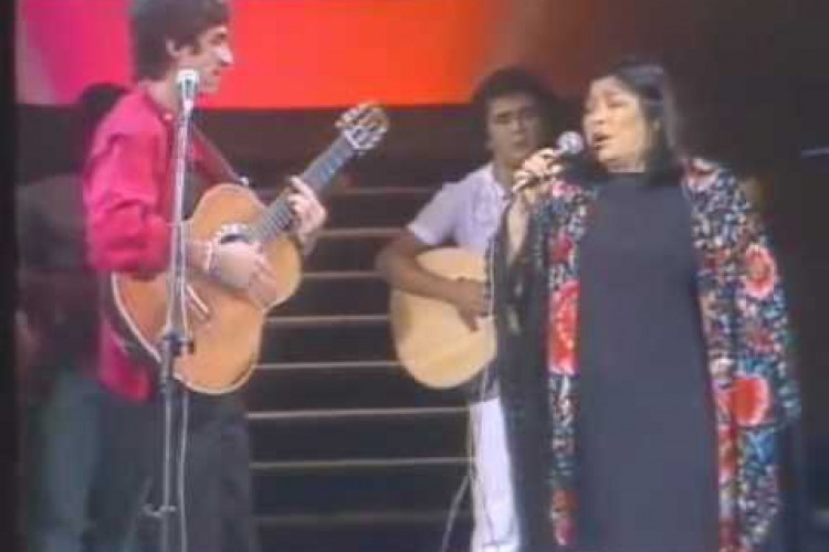 Parceria de Fagner com a cantora argentina Mercedes Sosa influenciou em interesse de Maradona no músico cearense