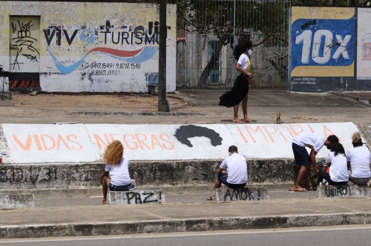 Intervenção de arte urbana na periferia inspira canções sobre a cidade (Foto: Fabio Lima)