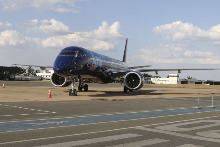 Apresentação do jato Embraer 195-E2, a maior e mais moderna aeronave comercial já produzida no Brasil, adquirida pela Azul Linhas Aéreas