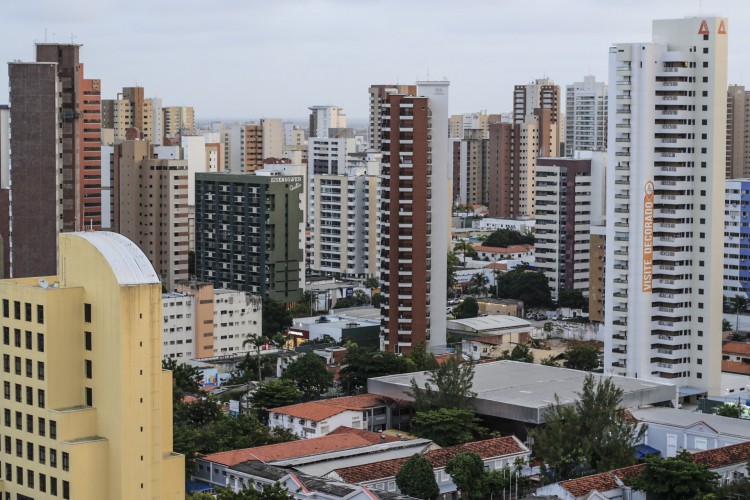 Mercado imobiliário em Fortaleza e Região Metropolitana teve avanço em 2020 puxado pelos empreendimentos de médio e alto padrão.