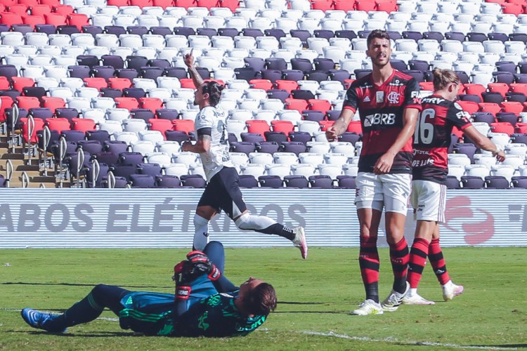 Ceará e Flamengo se enfrentam pela 17ª rodada da Série A