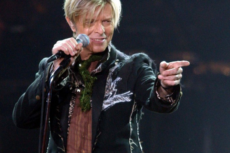 Excêntrico e talentoso, David Bowie morreu em 10 de janeiro de 2016