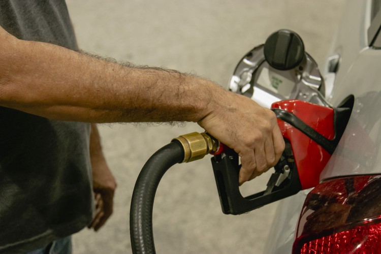 Posto de gasolina do Ceará registram novo aumento no preço da gasolina e valor do litro ultrapassa R$ 5