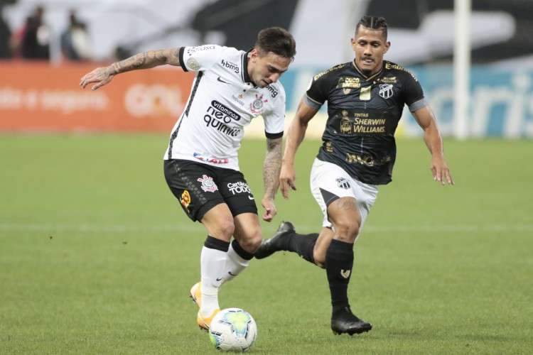 Corinthians treina na Neo Química Arena para encarar o Ceará