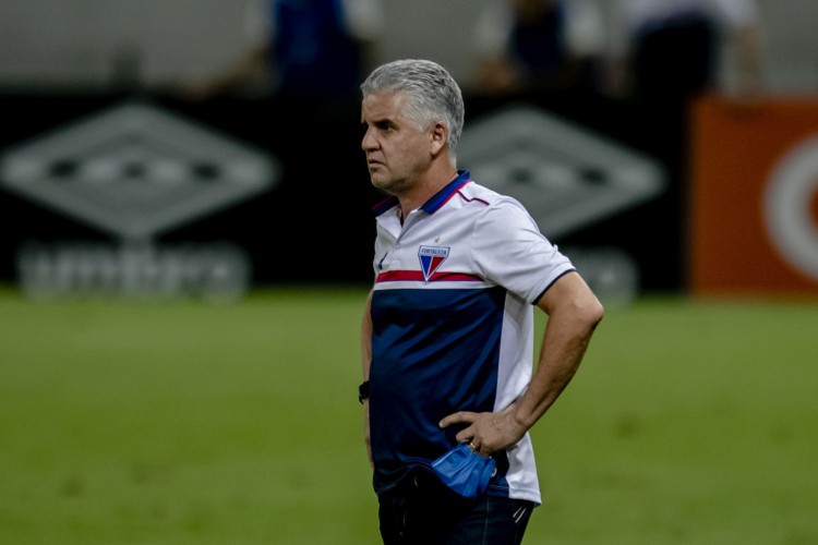 FORTALEZA, CE, BRASIL, 11.03.2021: Luiz Fernando, Auxiliar Tecnico. Fortaleza x Treze PB, pela Copa do Nordeste, na Arena Castelão, em apoca de COVID-19. (Foto: Aurelio Alves/ Jornal O POVO)