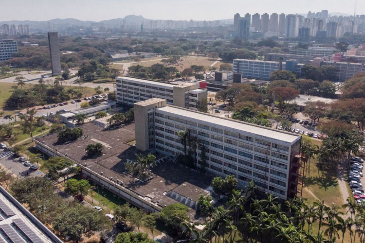 Universidade de São Paulo (USP)