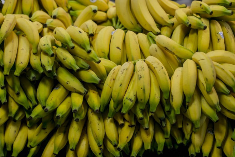 ￼A BANANA foi o item que ficou mais barato na cesta básica de fevereiro na Grande Fortaleza