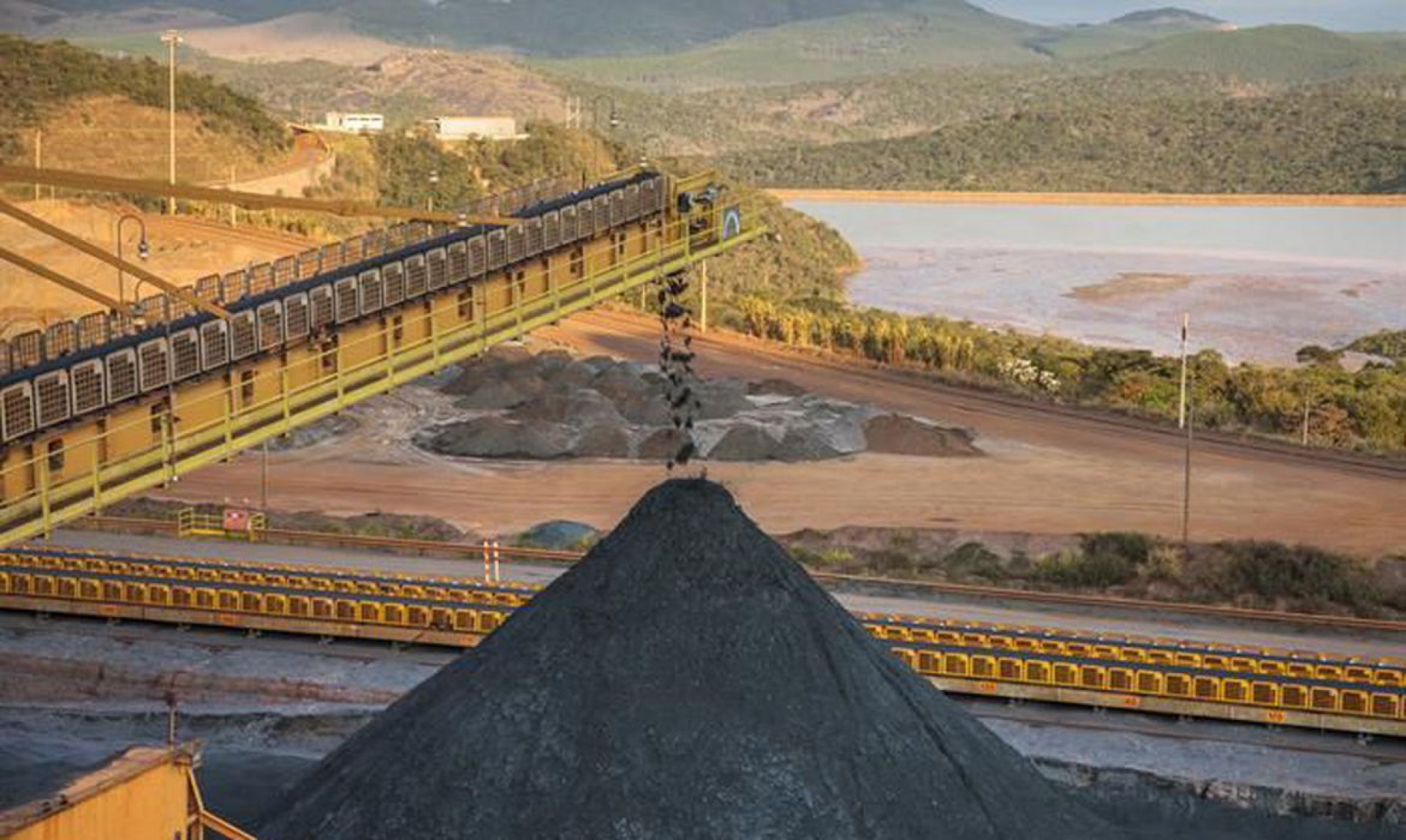 Governo cria política para o licenciamento ambiental de mineração (Foto: )