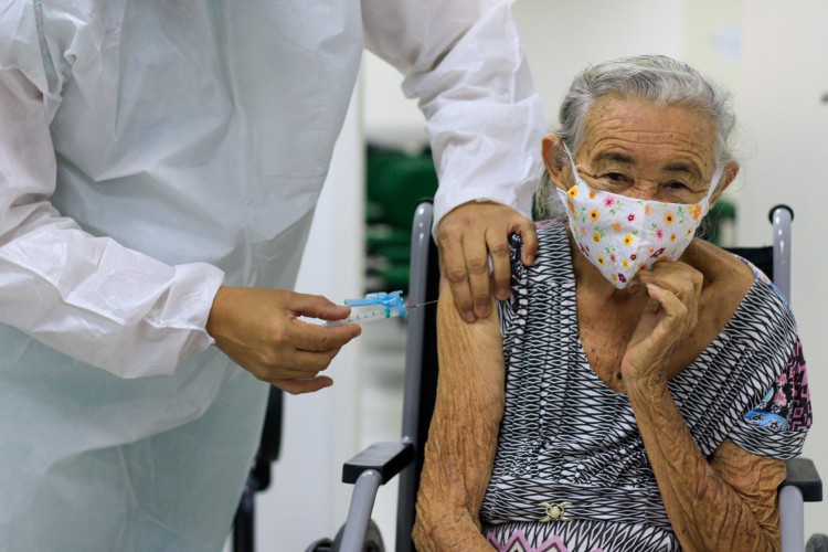 EM FORTALEZA, a segunda etapa de imunização teve início no dia 22 último