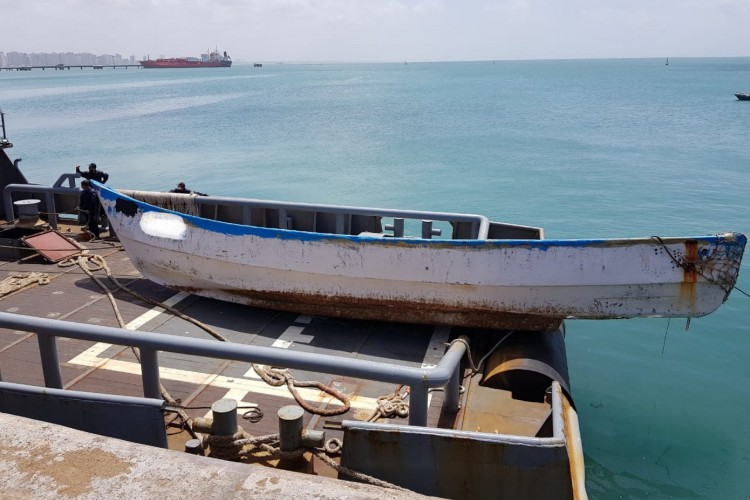 O barco foi ancorado no Porto do Mucuripe, na Capital