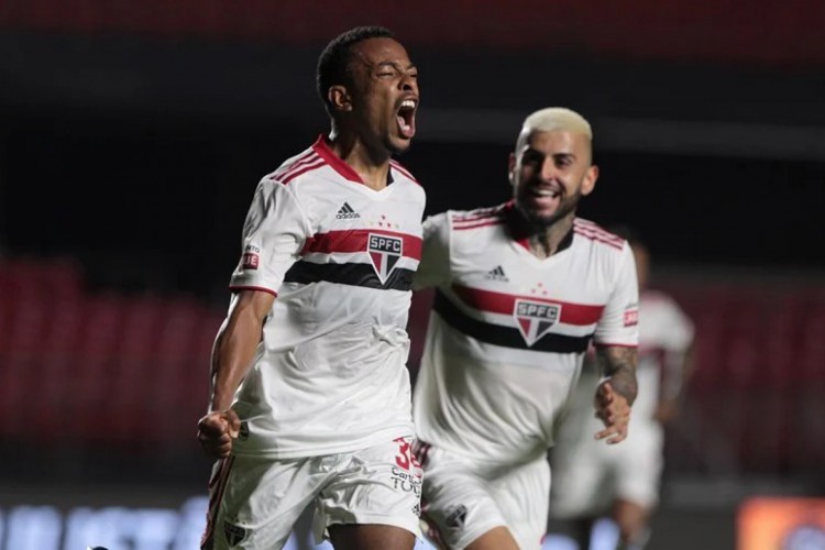 Entre os jogos de futebol de hoje, 20, destaque para Sporting Cristal e São Paulo pela Libertadores 2021