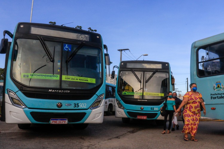 Foto de apoio ilustrativo. Linhas de ônibus em Fortaleza devem funcionar com as fusões e novos horários a partir deste sábado, 11