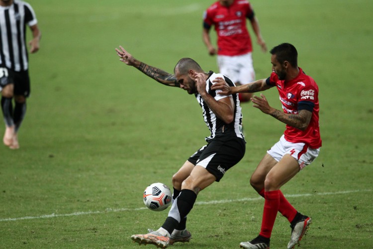 Jorge Wilstermann-BOL, time do grupo C do Ceará na Sul-Americana, demitiu o técnico Mauricio Soria após os resultados ruins