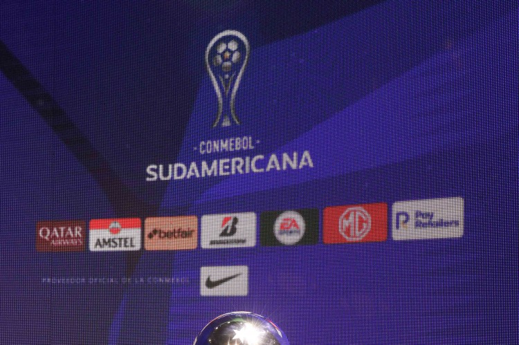 Conmebol anunciou que as 50 mil vacinas doadas pela Sinovac chegarão no dia 28 ao Uruguai