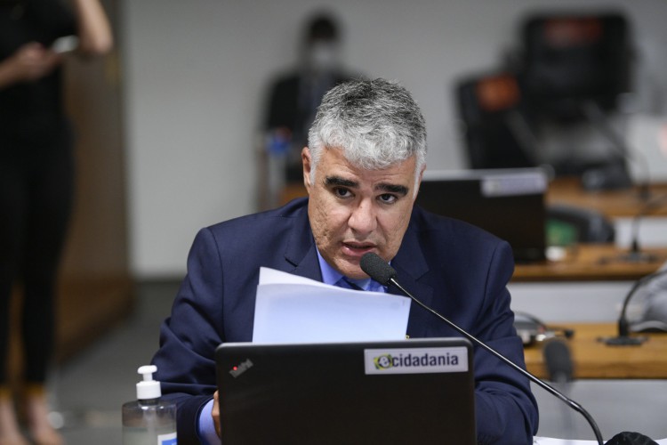 Senador Eduardo Girão