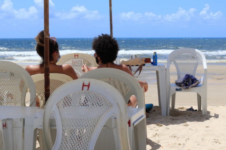 Movimentação de clientes na Praia do Futuro