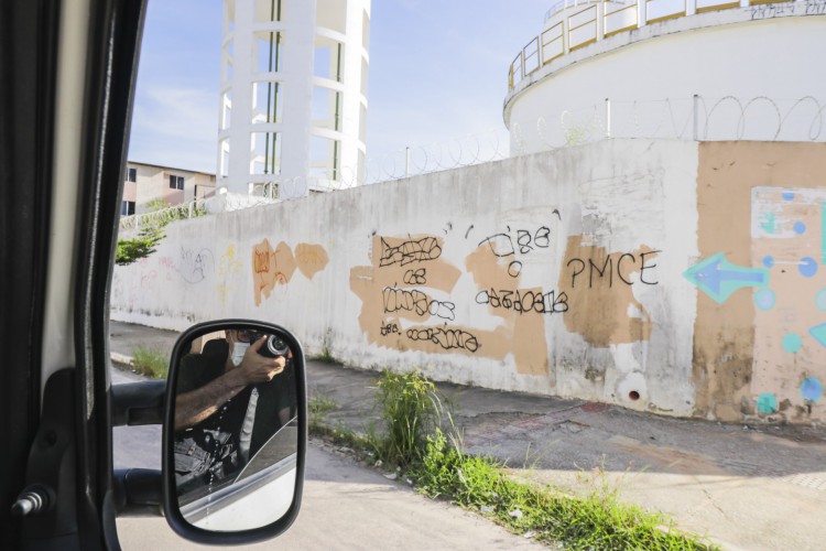 Fortaleza, Ce, BR 27.04.21  Facções criminosas estão monopolizando o comércio de Internet e gás de cozinha no residencial Cidade Jardim 2 no grande José Walter (Fco Fontenele/O POVO)