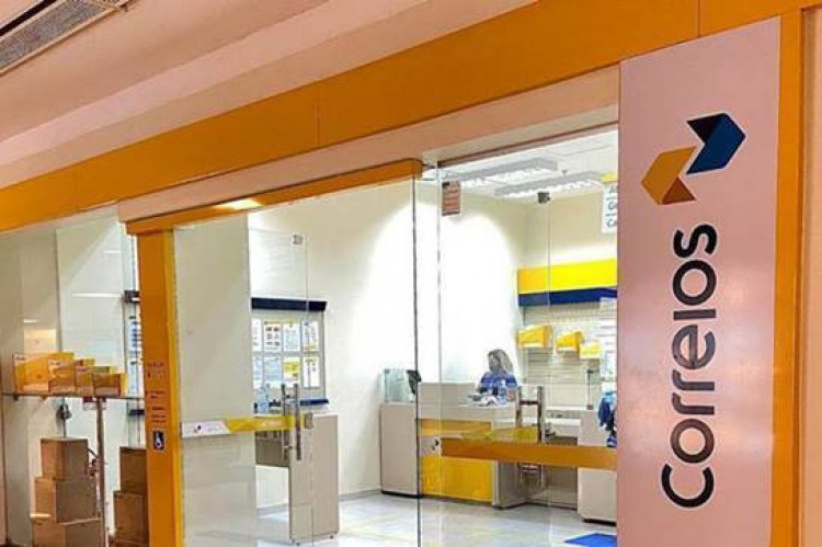 Correios vai realizar leilão de 13 veículos da empresa