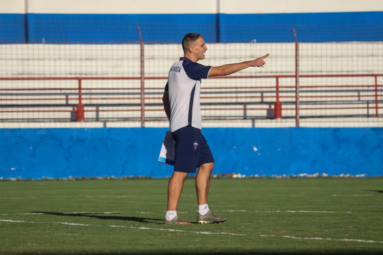 Fortaleza em 10 de maio de 2021, O tecnico Juan Pablo Vojvoda é apresentado do time do Fortaleza, no centro de treinamento do clube, no pici.