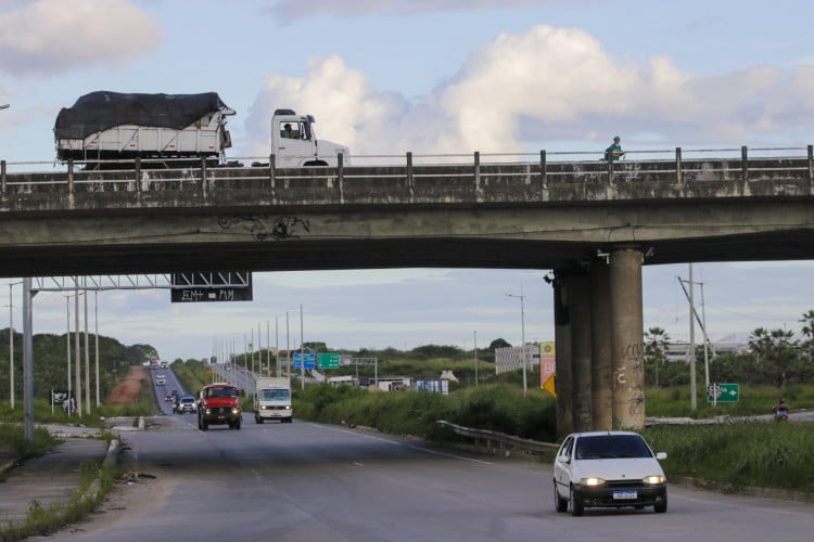 Trecho em obras do Anel Viário entre a BR 116 e o Viaduto de Caucaia