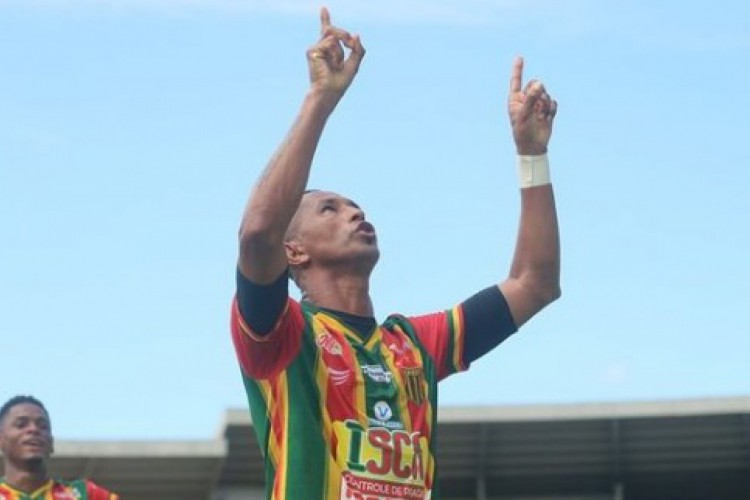 Ciel marcou o único gol da vitória do Sampaio Corrêa no jogo de ida da final do Estadual maranhense 