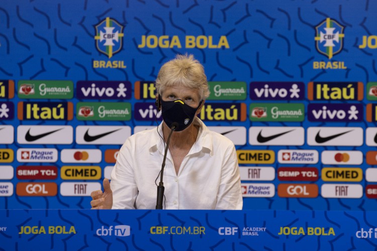 Técnica Pia Sundhage em entrevista coletiva durante convocação da seleção brasileira feminina na sede da CBF, no Rio de Janeiro