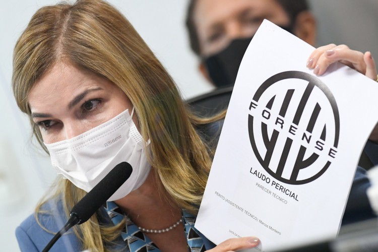 Cearense Mayra Pinheiro é uma das pessoas denunciadas