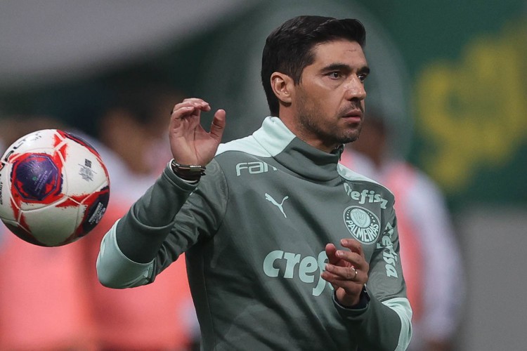 Técnico Abel Ferreira analisa confronto conta o Atlético-MG