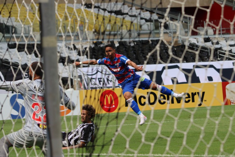 Fortaleza e Atlético-MG jogam neste domingo, 12, na Arena Castelão