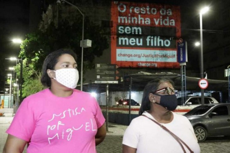 Miguel foi homenageado em projeção na cidade de Recife