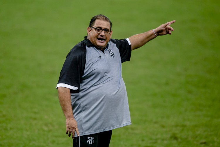 FORTALEZA, CE, BRASIL, 02-06.2021: Guto Ferreira. Fortaleza x Ceara, pela Copa do Brasil, jogo 1 na Arena Castelao. em epoca de COVID-19. (Foto: Aurelio Alves/ Jornal O POVO)