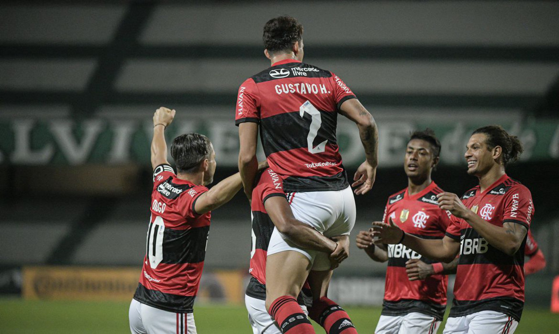 Flamengo X Coritiba Ao Vivo Onde Assistir A Transmissao Da Copa Do Brasil Futebol Esportes O Povo