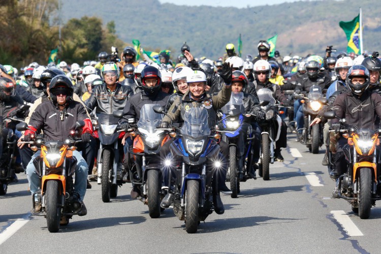 SAO PAULO, BRASIL, 12-06.2021: Motociata Acelera pra Jesus em Sao Paulo. (Foto: Alan Santos/PR/Palacio do Planalto)