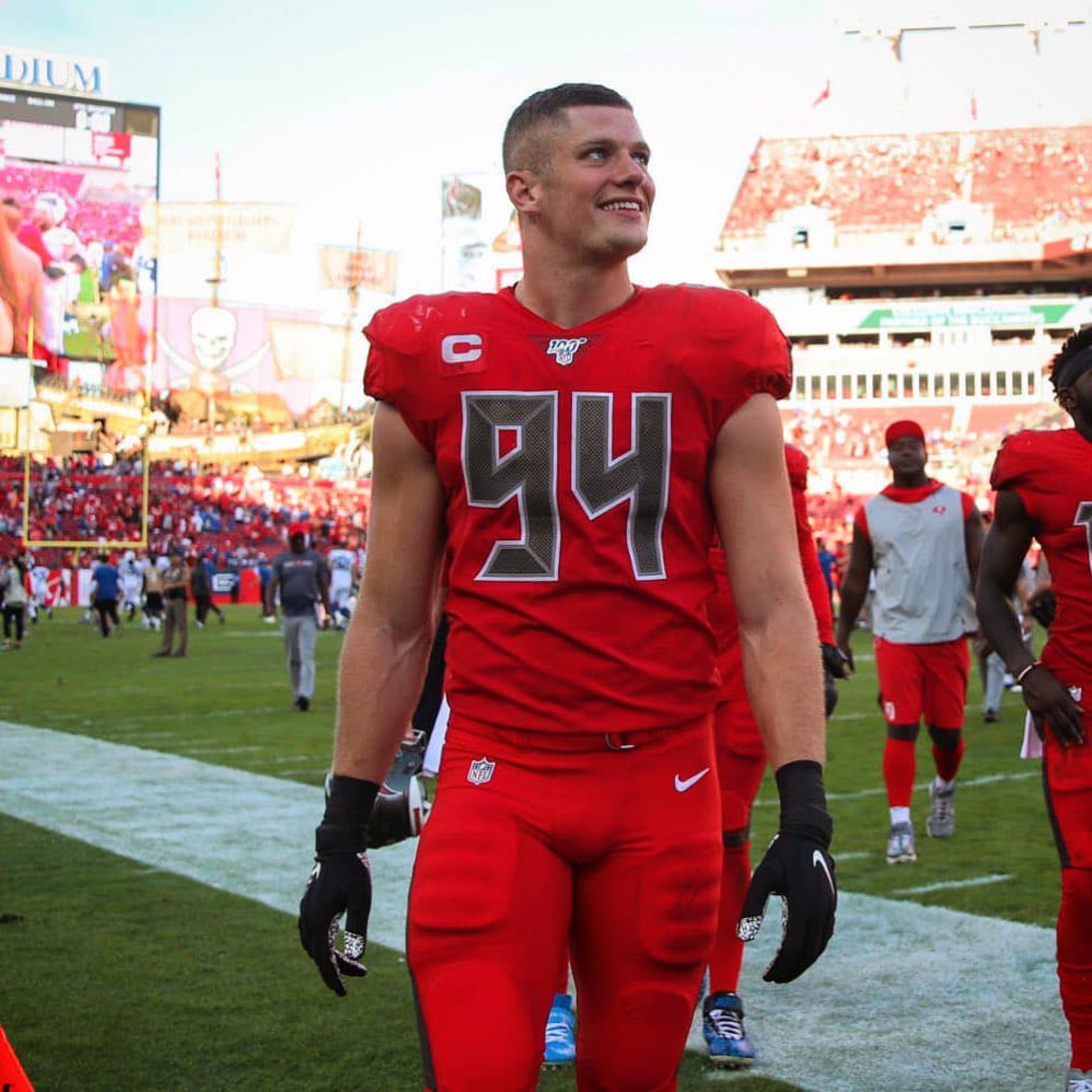 Carl Nassib tem 28 anos e é jogador da NFL desde 2016 (Foto: Reprodução/Instagram)