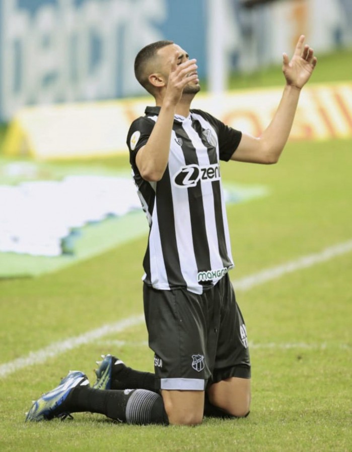 No Sport, Guto Ferreira vibra com momento individual de destaques do time, sport