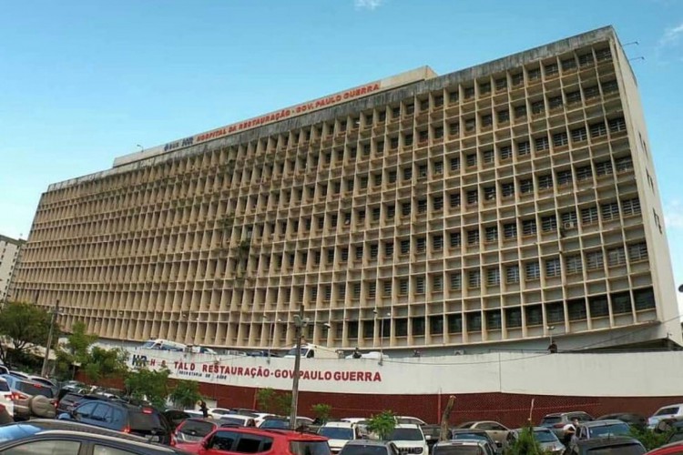 A vítima foi encaminhada ao Hospital da Restauração, no Recife, na última quinta, 24. A unidade de saúde informou que a vítima teve 40% do corpo queimado