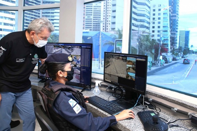 A torre faz parte do complexo de segurança da Avenida Beira-Mar, que dispõe de um sistema com 144 câmeras de videomonitoramento instaladas