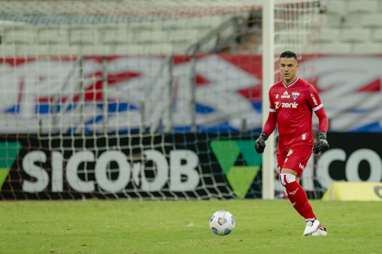 Felipe Alves perdeu a posição de titular do Fortaleza para Marcelo Boeck