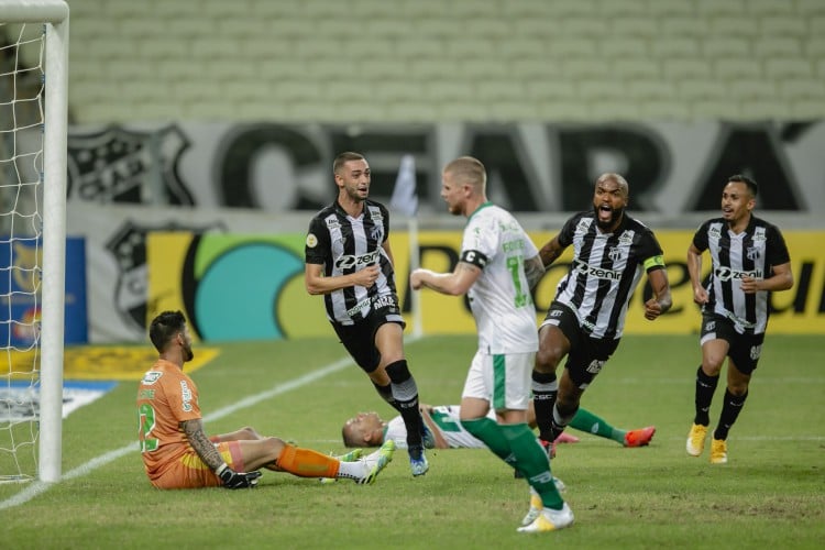 No primeiro turno, Ceará derrotou o Juventude por 2 a 0, no Castelão(foto: Aurelio Alves)