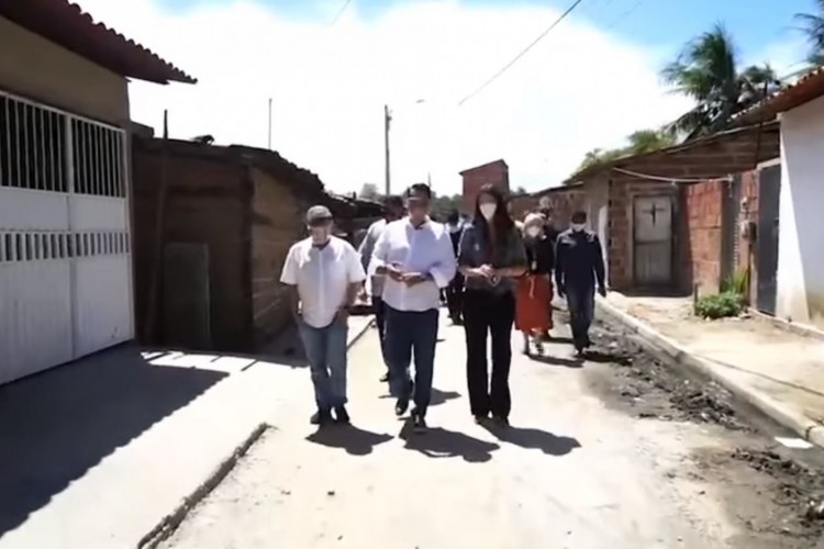 Autoridades municipais e estaduais visitaram o local nesta quinta-feira, 15