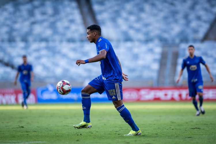 Entre os jogos de hoje, sexta, 20 de agosto, Cruzeiro enfrenta o Confiança pela Série B do Brasileirão. 