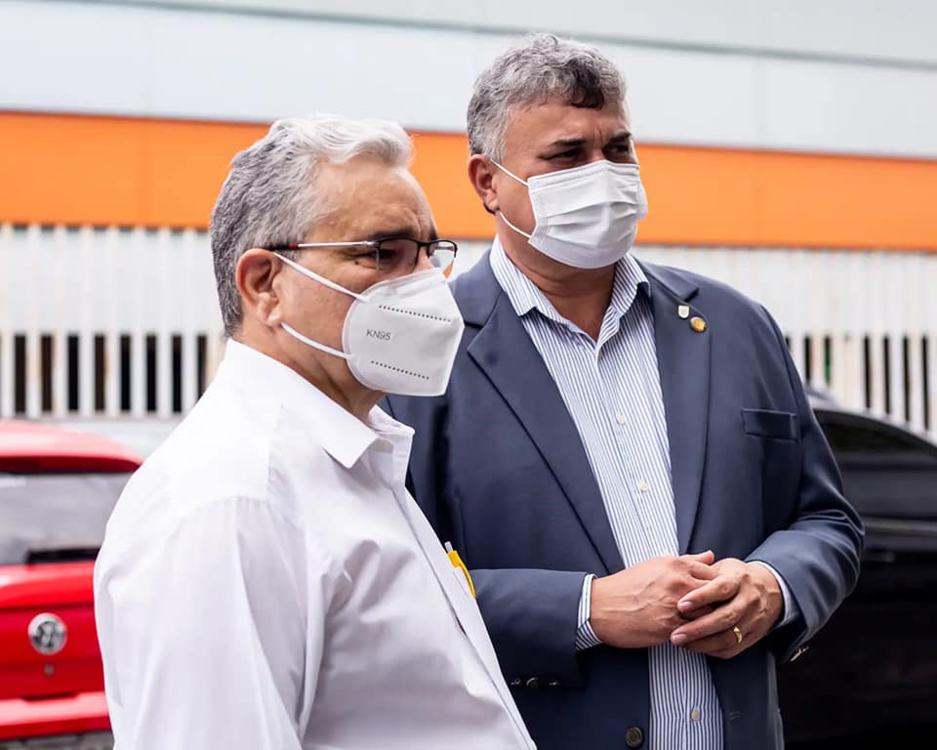 Presidente Mauro Carmélio e vice-presidente Eudes Bringel na sede da Federação Cearense de Futebol (Foto: Pedro Chaves/FCF)