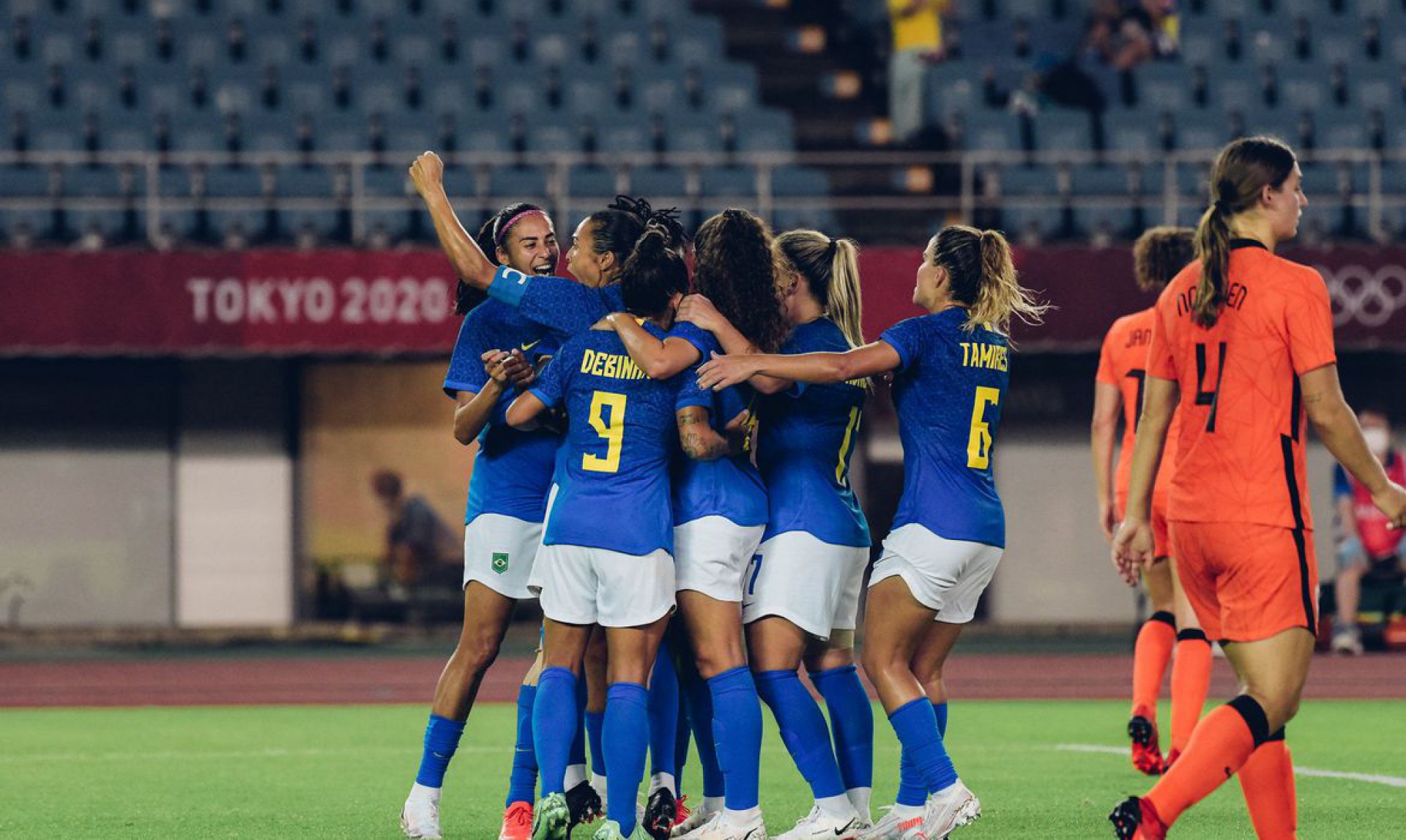 Em jogo de seis gols, Brasil e Holanda empatam no futebol ...