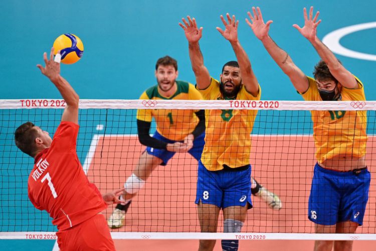 Brasil enfrentou o Comitê Olímpico da Russo na terceira rodada do vôlei de quadra