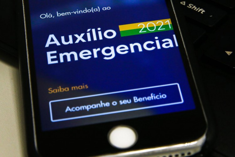 Confira tabela com calendário da antecipação de pagamento e saque da sétima parcela do auxílio emergencial de 2021; 7ª, e última, parcela começa segunda-feira, 18