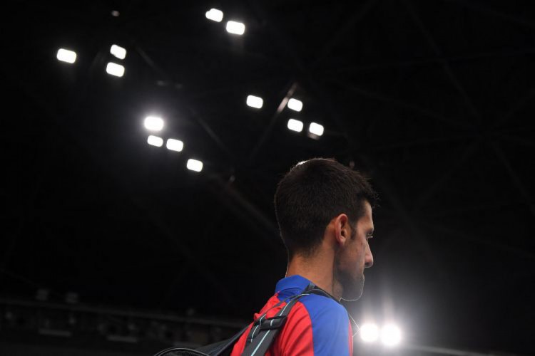 Djokovic perde na semifinal e vai disputar o bronze